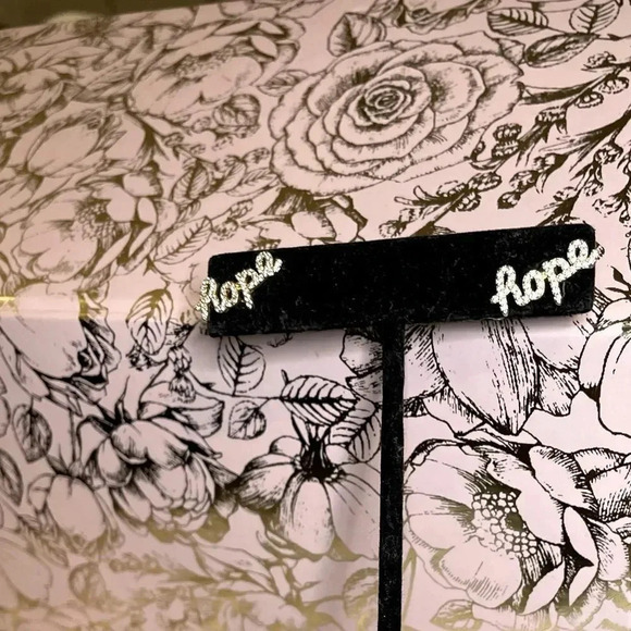 GOLD TONE DIAMOND PETITE SCRIPT HOPE EARRINGS POST BACK - Picture 2 of 8